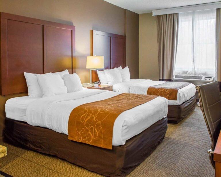 Comfort Suites Waldorf 768x614
