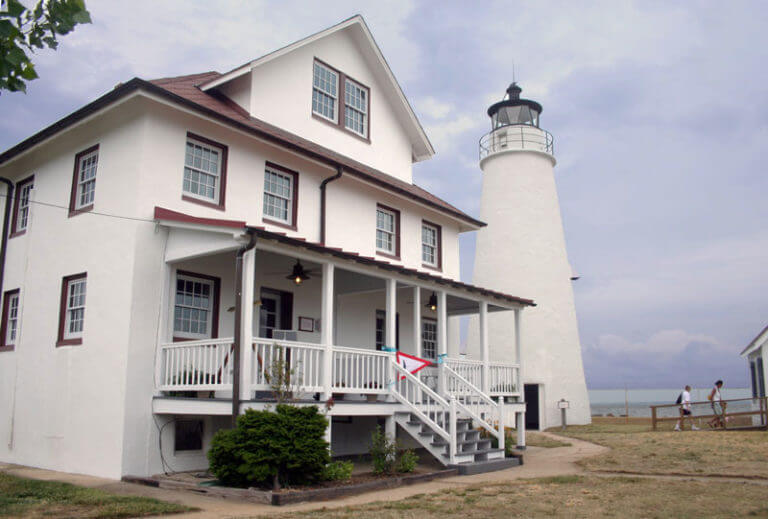 cove point lighthouse 3 768x519
