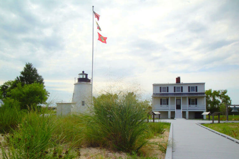 piney point lighthouse museum park 2 768x512